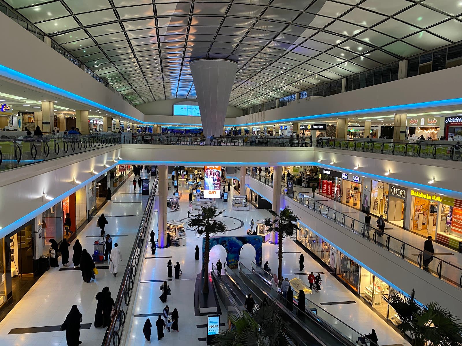 الرياض جاليري — صورة ٣