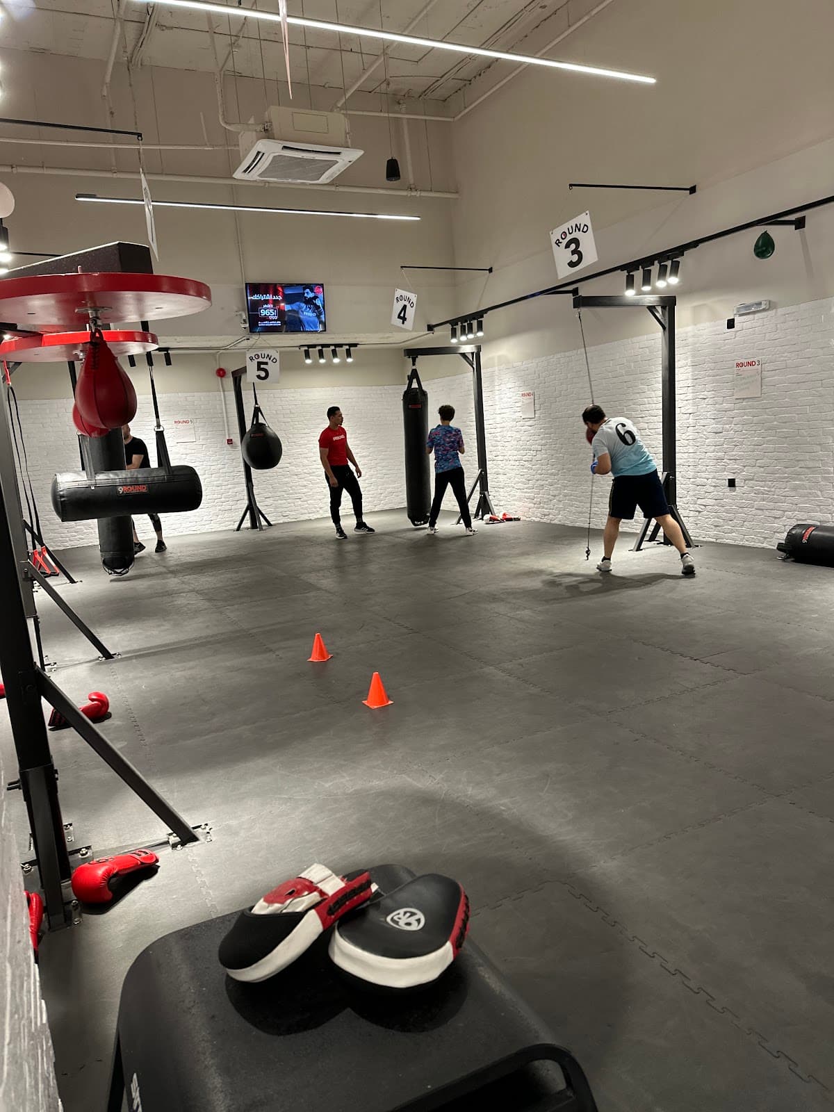 9ROUND Gent's — صورة ٢