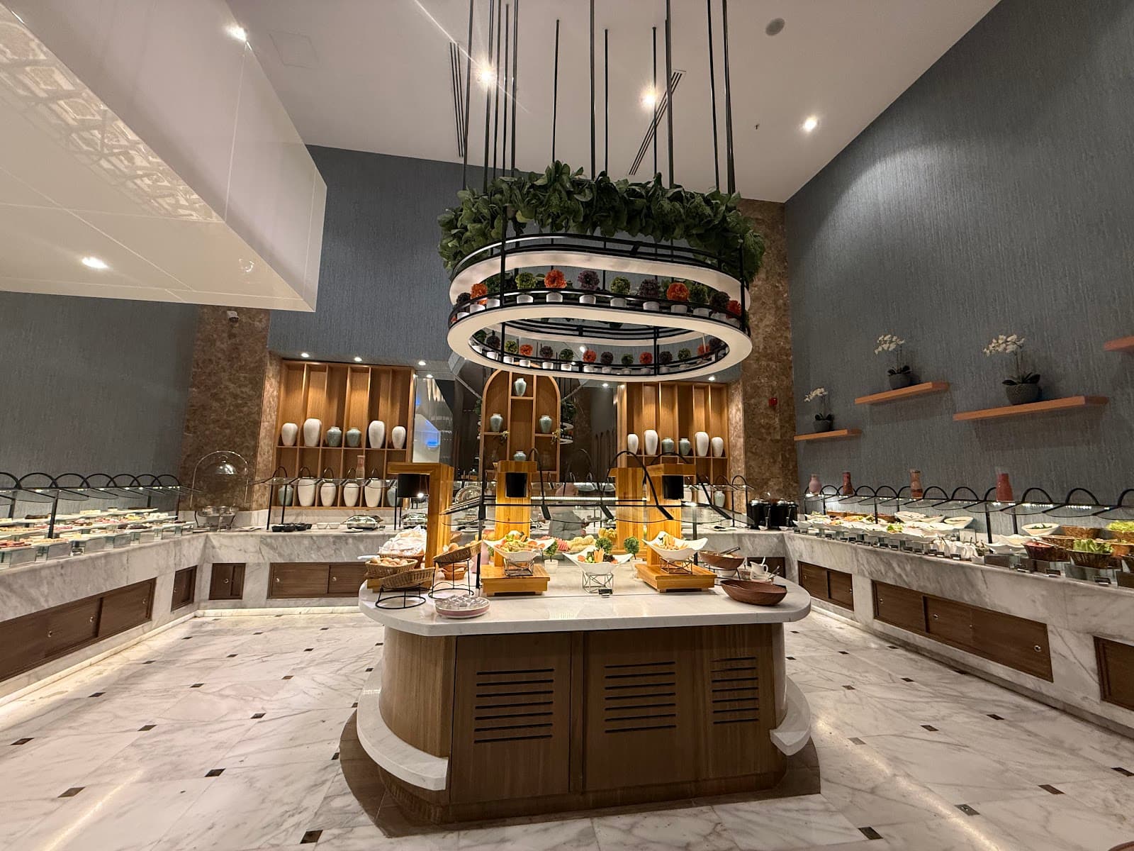 The Med Restaurant - Cantonal Hotel by Warwick Riyadh — صورة ٢