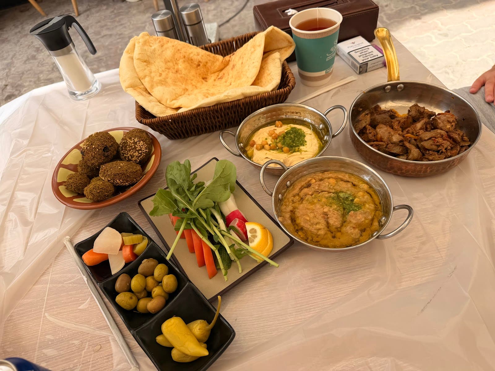 مطعم قاسميه الفوال — صورة ٤