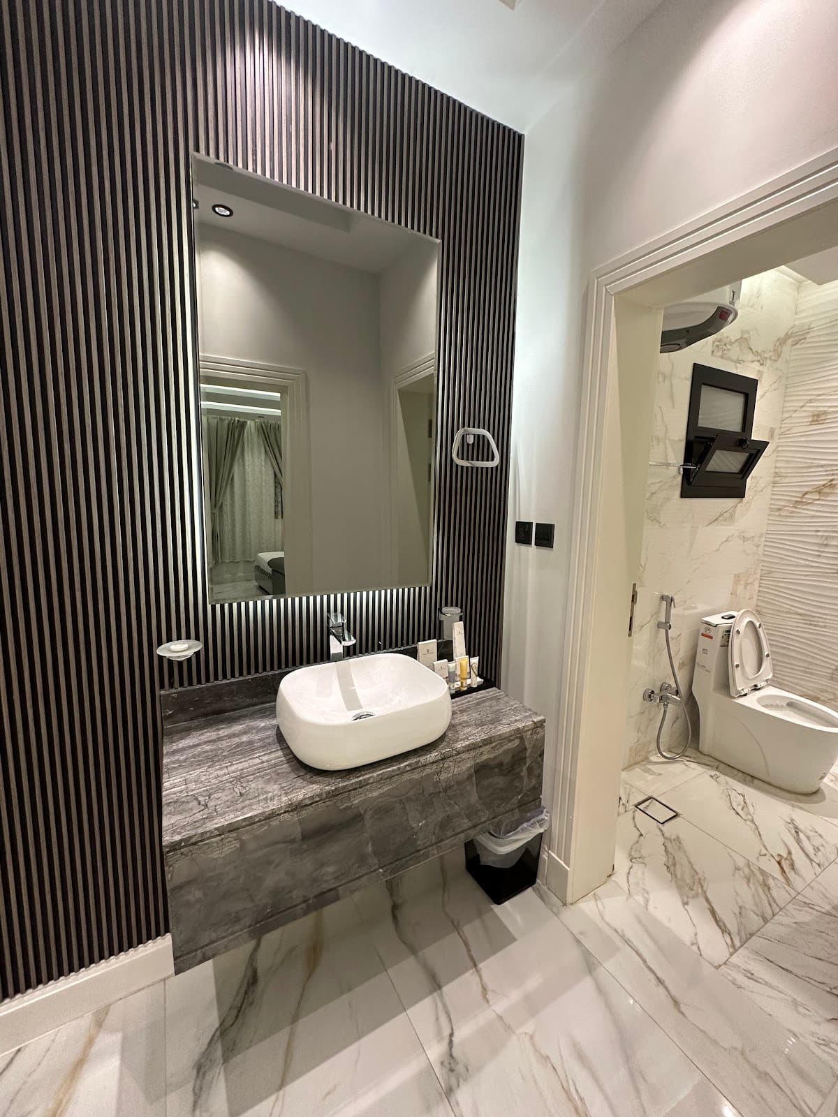 SAM Serviced Apartments — صورة ٣
