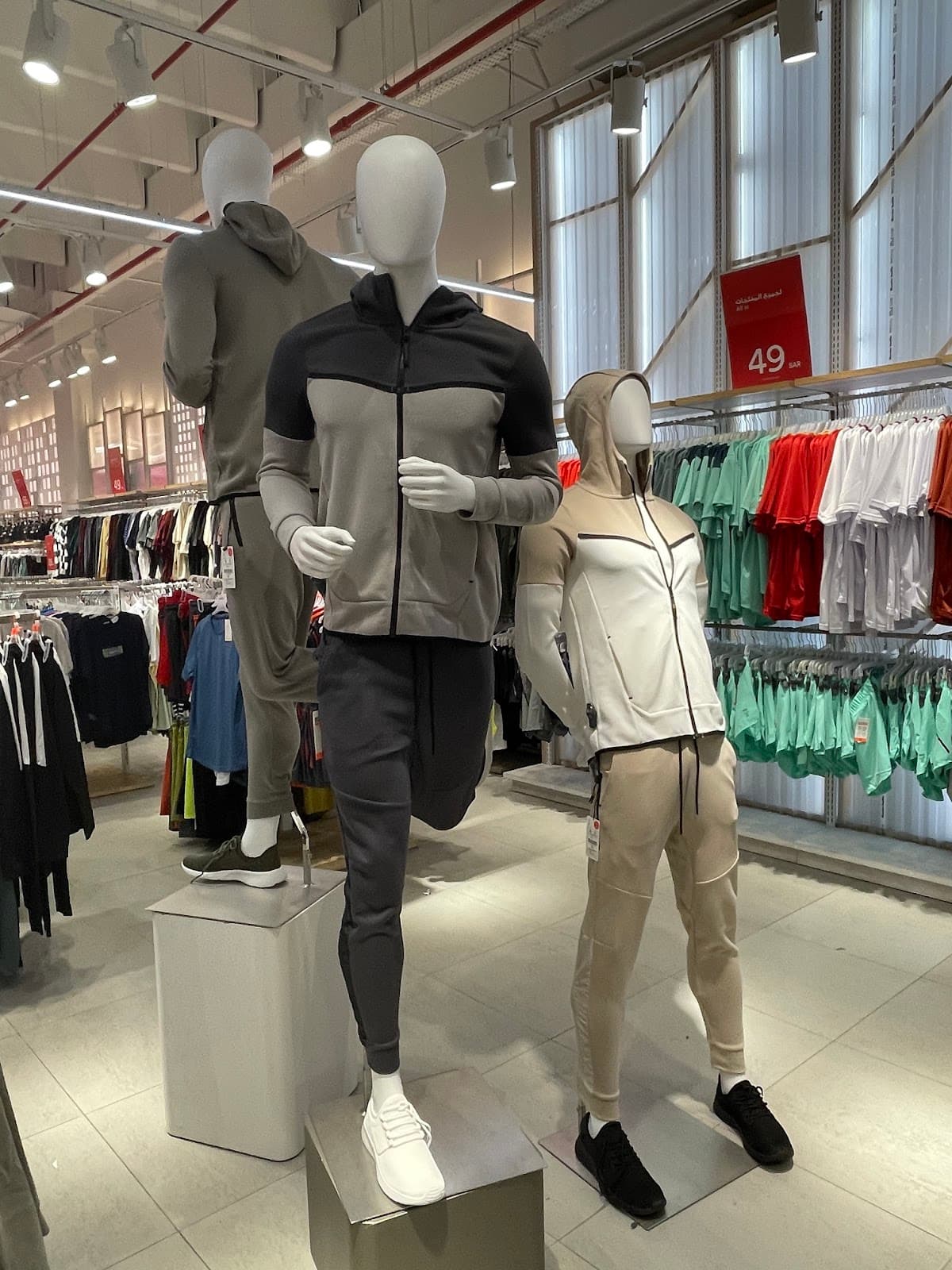 Cenomi Al Noor Mall | سينومي النور مول — صورة ٤