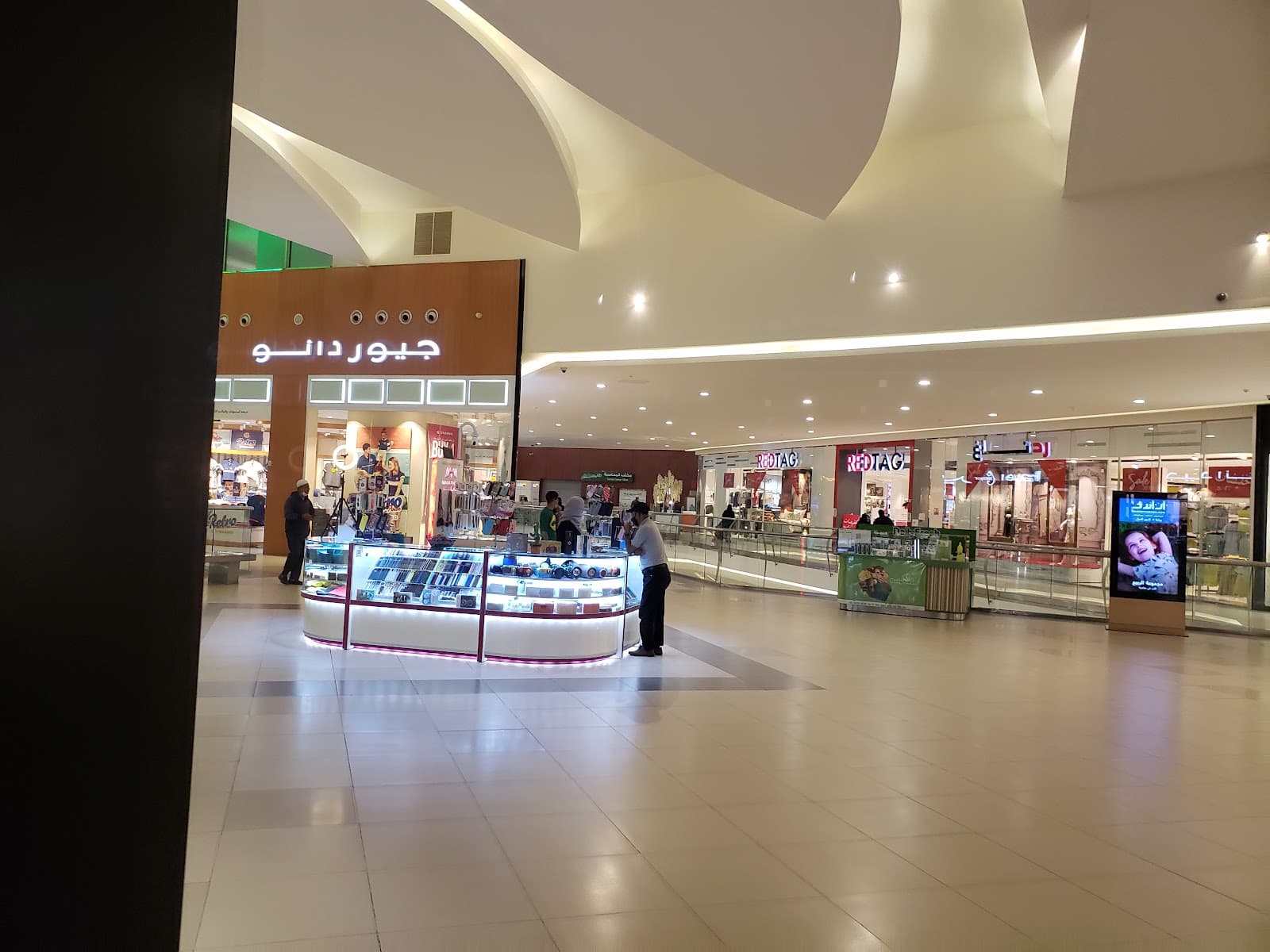 Cenomi Al Noor Mall | سينومي النور مول — صورة ٣