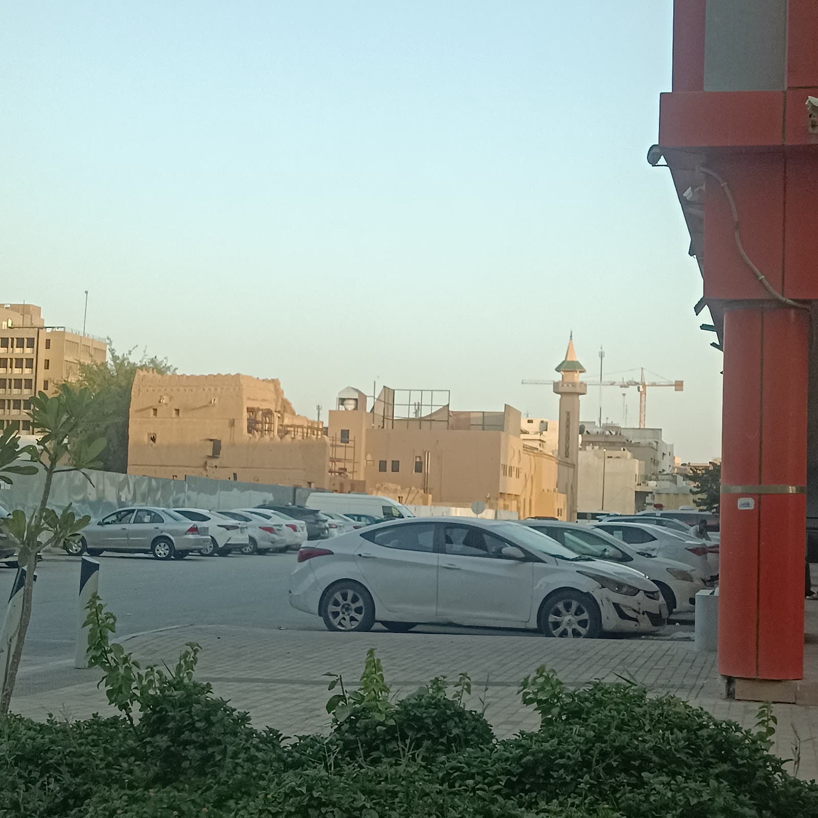 مبنى أثري قديم — صورة ٣