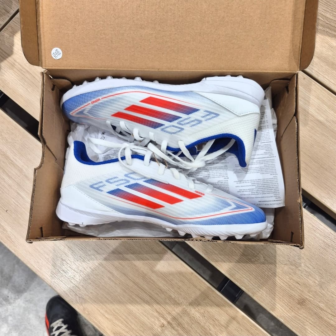 adidas outlet store — صورة ٣