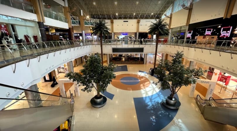 مركز الأندلس التجاري — صورة ٢